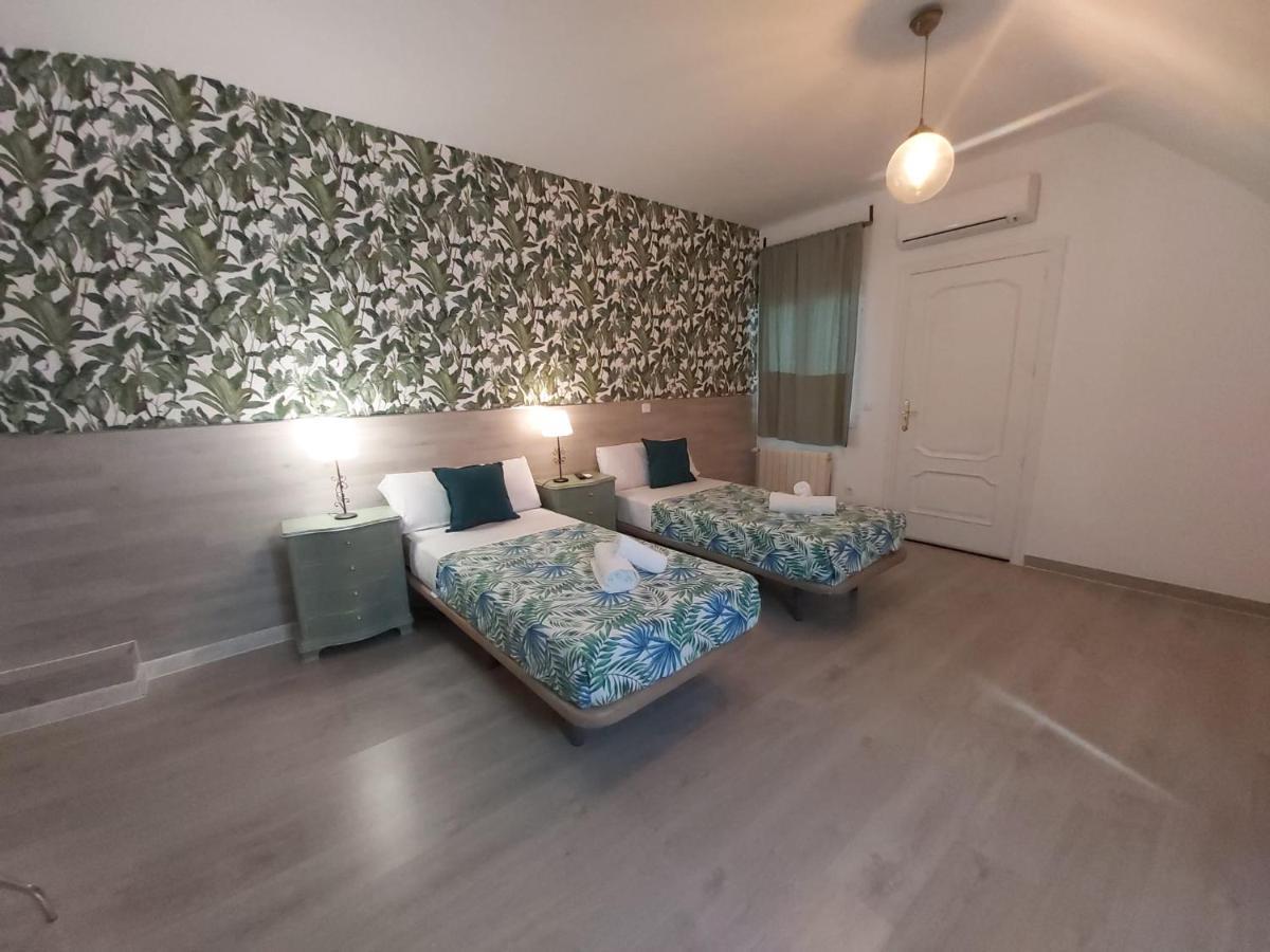 Hostal Escala Suites Madrid Exterior photo