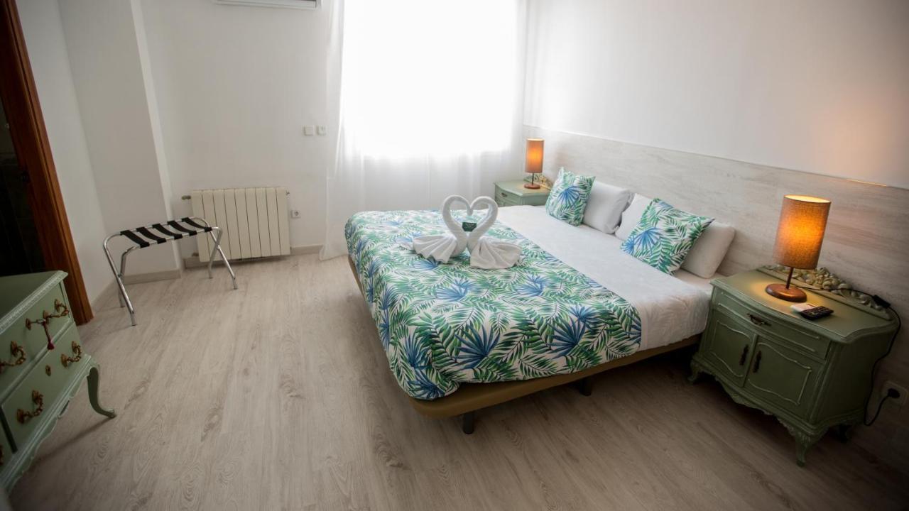 Hostal Escala Suites Madrid Exterior photo